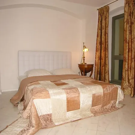 Apartmenthaus Albrechtsburg * Bad Schandau